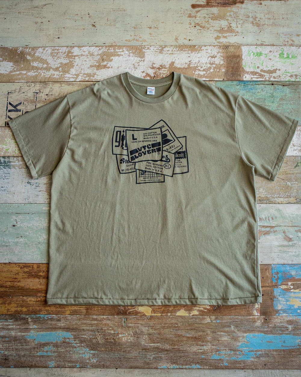 DOUBLEARMS “VTG LOVER” Single-Stitch T-Shirt (Sage green) (L/XL)